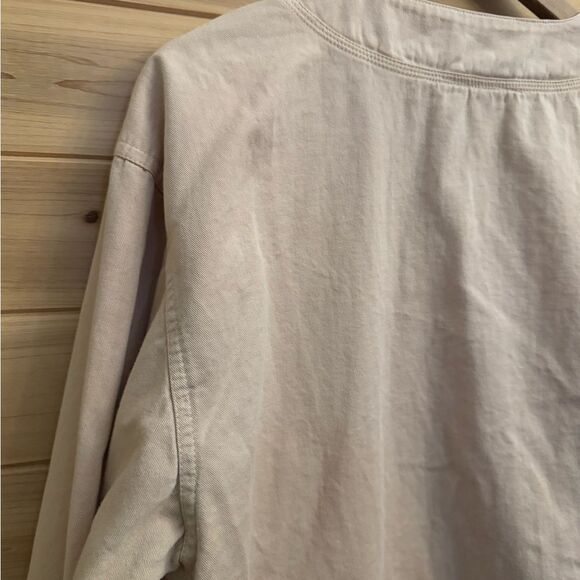 Vintage 90’s CMG Looney Tunes Size Medium Unisex Embroidered Button Up Top - Picture 9 of 13